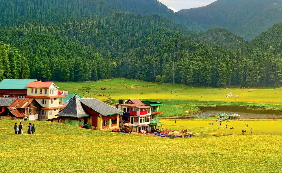 Chandigarh to Dalhousie taxi